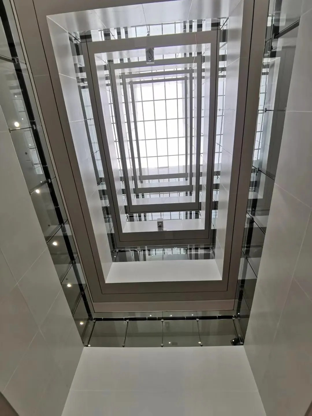 1591060645795972.jpg 640.webp (3).jpg